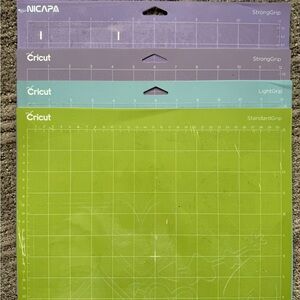 Cricut Cutting Mats Set Light, Standard and Strong Grip Mats